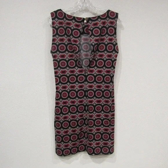 Tracy Negoshian Geometric Cutout Dress Size Medium EUC - Picture 3 of 3